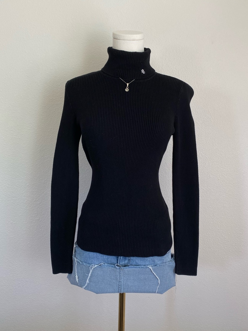Vintage 90s Lauren Ralph Lauren Ribbed Black Turtleneck Sweater Size Small - Picture 4 of 7